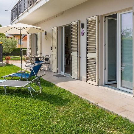 Villa Rosetta & Romeo Family Apartment Костермано Экстерьер фото