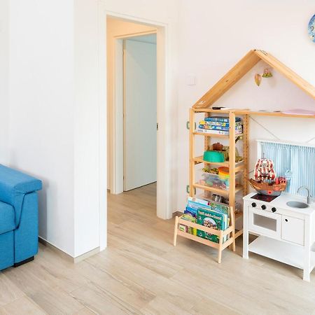 Villa Rosetta & Romeo Family Apartment Костермано Экстерьер фото