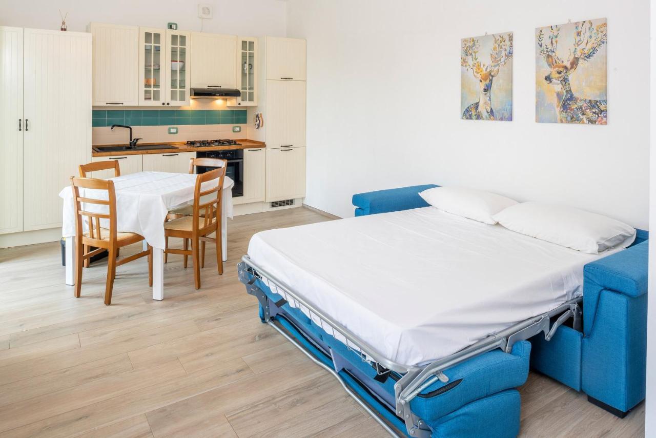 Villa Rosetta & Romeo Family Apartment Костермано Экстерьер фото